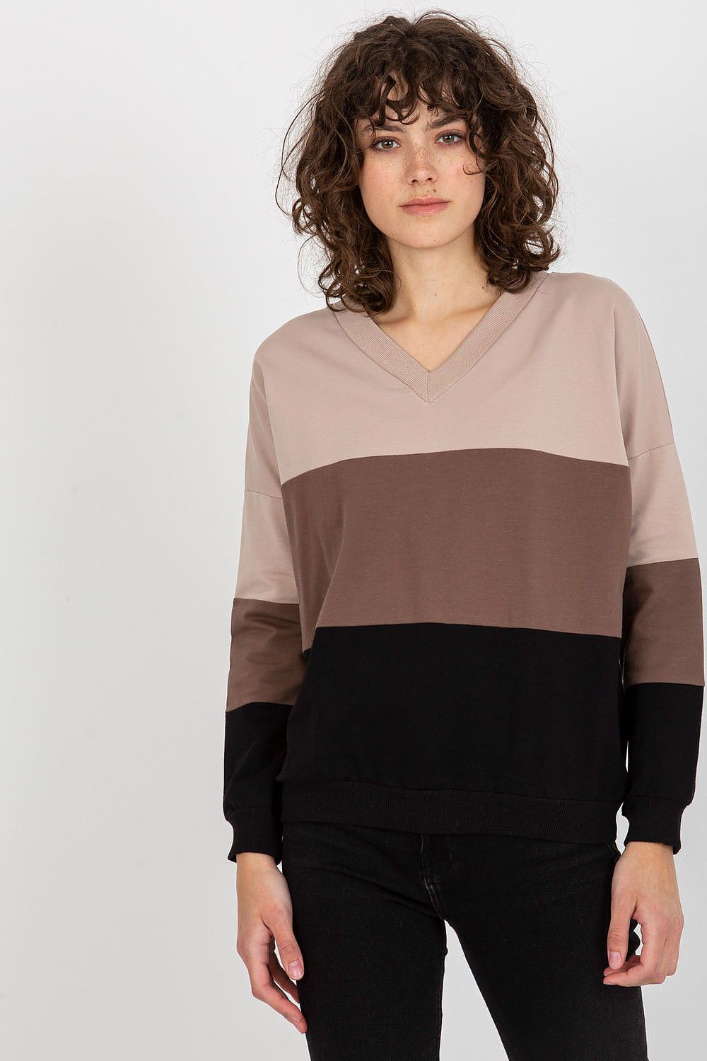 Sweatshirt model 174715